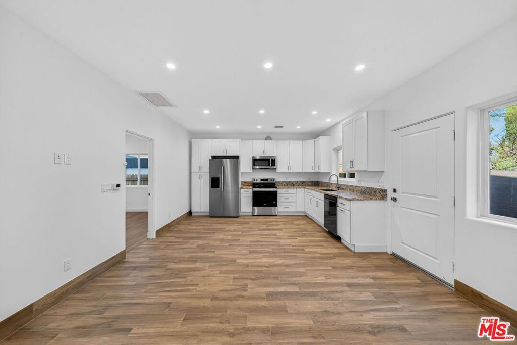 MLS #26973541 image #32