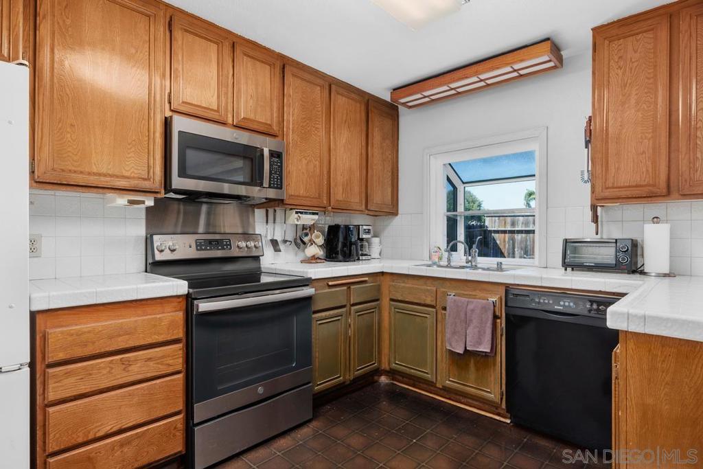 848 Harding St - photo 9