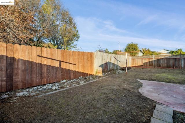 1921 Coalinga Ave, Richmond CA: https://media.crmls.org/mediaz/b8194588-92b3-42e8-806c-54b1ce51fa38.jpg