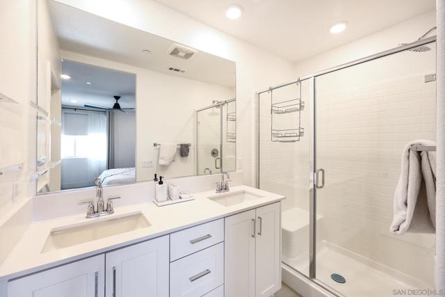 6861 Secano St, San Diego CA: https://media.crmls.org/mediaz/b819e6a0-a988-48e4-ad0c-99f34cc9e766.jpg