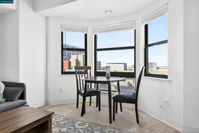 988 Franklin St, Oakland CA: https://media.crmls.org/mediaz/b81c85f3-c0d4-4fed-b3a5-a214a7d71fdc.jpg