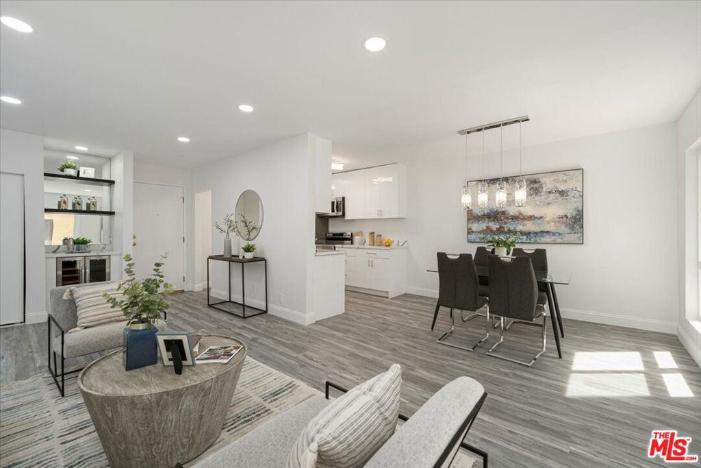 1750 Camino Palmero Street #237