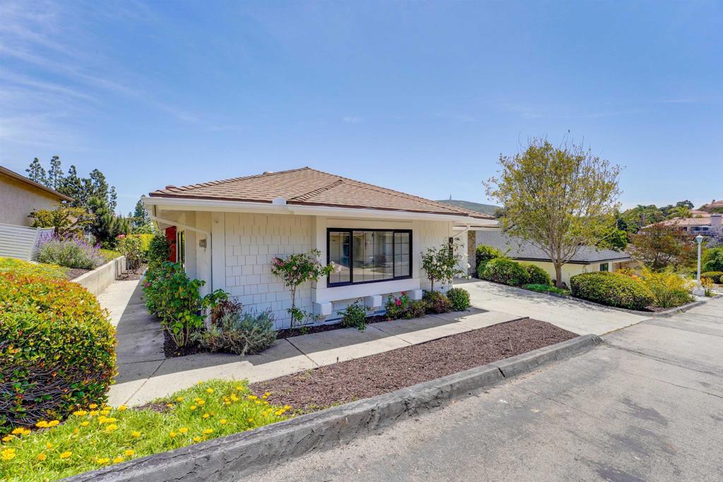 1022 La Casa Drive - photo 2