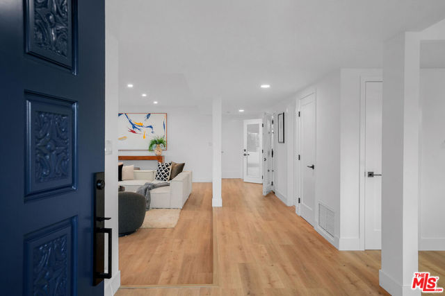 3768 Royal Meadow Road photo 2