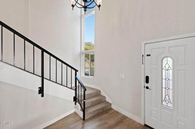 Detail Gallery Image 6 of 43 For 3124 Grove St, Ventura,  CA 93003 - 5 Beds | 2/1 Baths