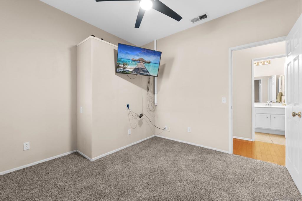 MLS #250042625SD image #8