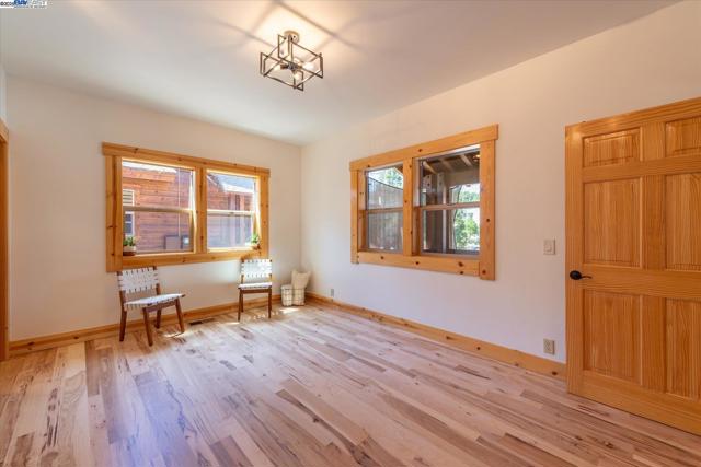 10023 S River Street, Truckee CA: https://media.crmls.org/mediaz/b822a4f0-3b4f-447c-985b-01a985ebb1ae.jpg