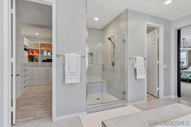 35805 Shetland Hills E, Fallbrook CA: https://media.crmls.org/mediaz/b822f08c-1d81-4cfc-ac16-beae0d5345e1.jpg