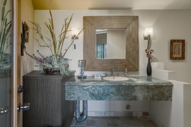 70150 Thunderbird Road, Rancho Mirage CA: https://media.crmls.org/mediaz/b823702b-b40a-4264-8387-4e08bc221f71.jpg