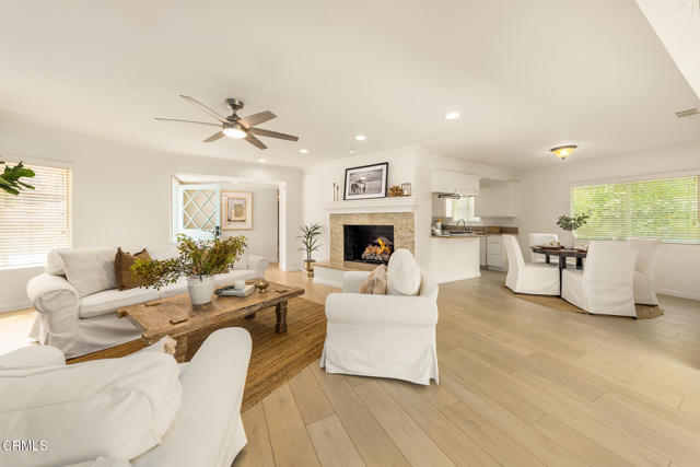1853 Country Place, Ojai CA: https://media.crmls.org/mediaz/b823c490-23f6-47f3-84b8-0ff609331a87.jpg