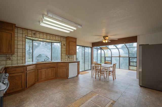9066 Coker Road, Salinas CA: https://media.crmls.org/mediaz/b82507ce-ad87-449a-b3b9-756ad93f7234.jpg