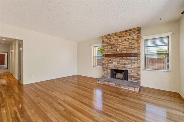 26 Willow Street, Salinas CA: https://media.crmls.org/mediaz/b825be52-30a5-4de8-b232-3d97ff7cc33f.jpg