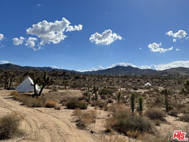 2 Indio Avenue, Yucca Valley CA: https://media.crmls.org/mediaz/b826538b-992e-4acc-816f-6d390b1539d1.jpg