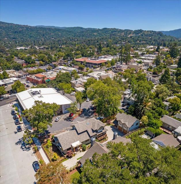 Image 9 of 45 For 221 Almendra Avenue