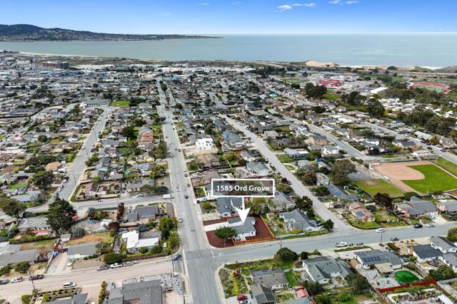 1585 Ord Grove Avenue, Seaside CA: https://media.crmls.org/mediaz/b8273283-b10f-4df8-b412-bf7dcf583e37.jpg