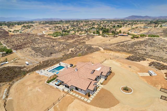 42144 Citrus Heights Road, Temecula CA: https://media.crmls.org/mediaz/b82745e9-ba98-4c70-9741-a14efc069d10.jpg