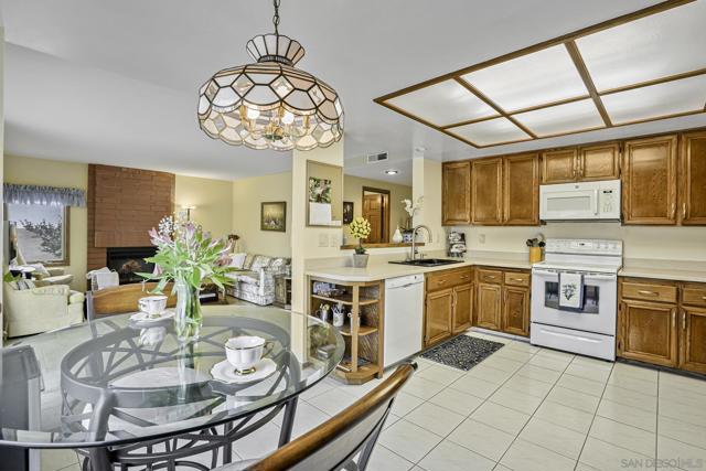 14051 Fiddletown Rd., Poway CA: https://media.crmls.org/mediaz/b82946e2-eaf2-479c-8c16-996c225221c5.jpg
