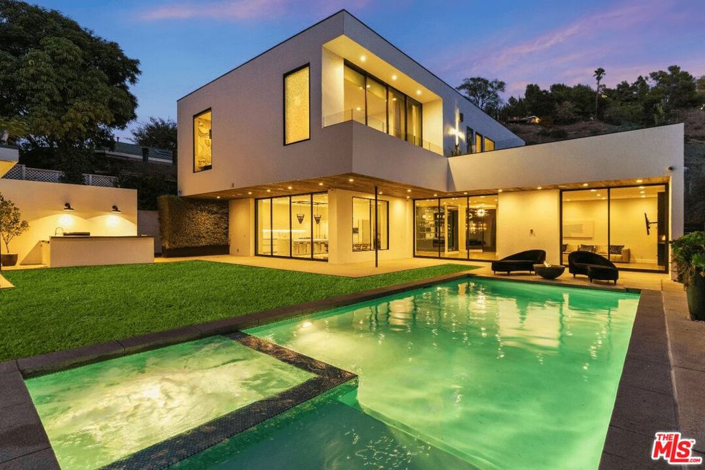 1619 San Ysidro Drive, Beverly Hills, CA 90210