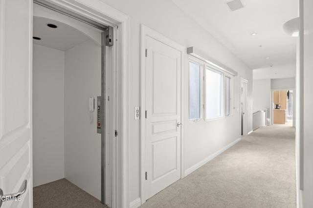 3097 Bayshore Avenue, Ventura CA: https://media.crmls.org/mediaz/b82ab800-6c5f-4712-a13d-034ea545fa11.jpg