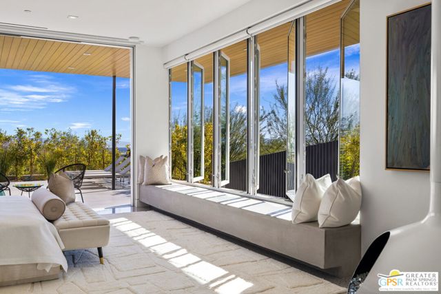 2381 Vista Palizada Drive, Palm Springs CA: https://media.crmls.org/mediaz/b82aceff-8dbe-4cf3-8363-405967f06c2b.jpg