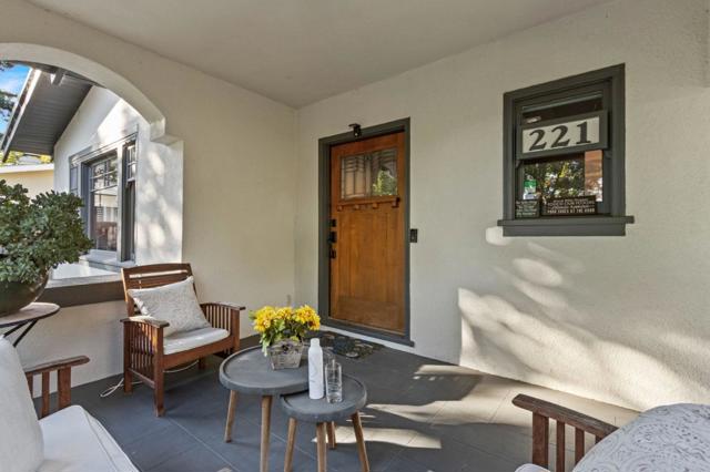 221 Grand Street, Redwood City CA: https://media.crmls.org/mediaz/b82b3bac-de34-46c7-910a-4658f9eab5dd.jpg