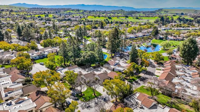 6142 Montgomery Place, San Jose CA: https://media.crmls.org/mediaz/b82b82fb-2934-4dd9-8a85-2d8062d9cee2.jpg