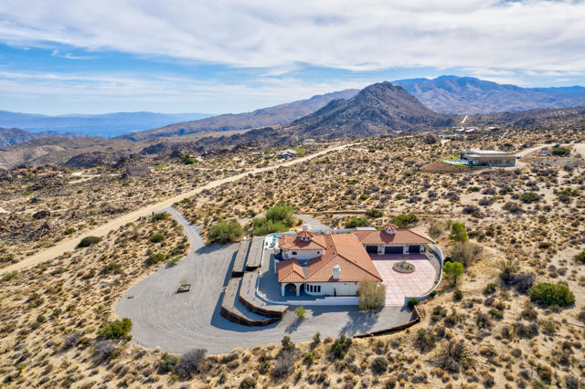 Image 59 of 62 For 56375 Bighorn Drive