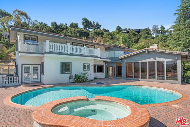 3200 Oakley Drive, Los Angeles CA: https://media.crmls.org/mediaz/b82d0643-dcc8-40cc-9d7b-1a9ac613881d.jpg