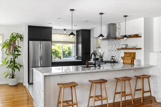 Detail Gallery Image 7 of 36 For 2029 S Horne St, Oceanside,  CA 92054 - 2 Beds | 2 Baths