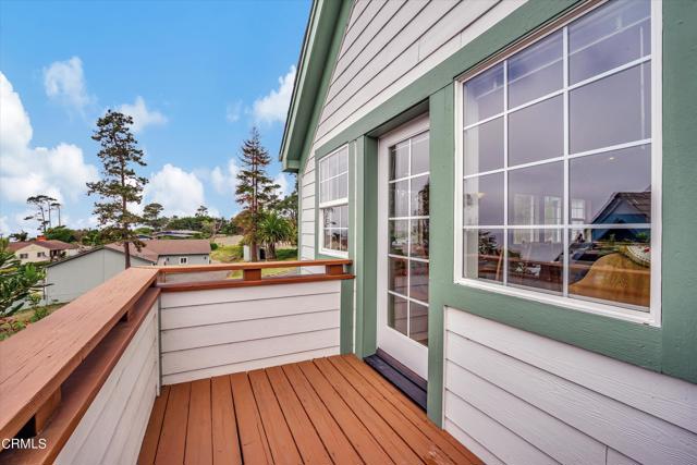 38934 Cypress Way, Gualala CA: https://media.crmls.org/mediaz/b82e7d39-2643-40a7-a055-70d13be98a72.jpg