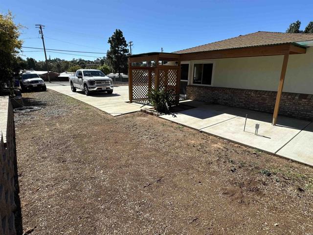 Detail Gallery Image 24 of 61 For 2445 S. Stage Coach Ln, Fallbrook,  CA 92028 - 4 Beds | 3 Baths