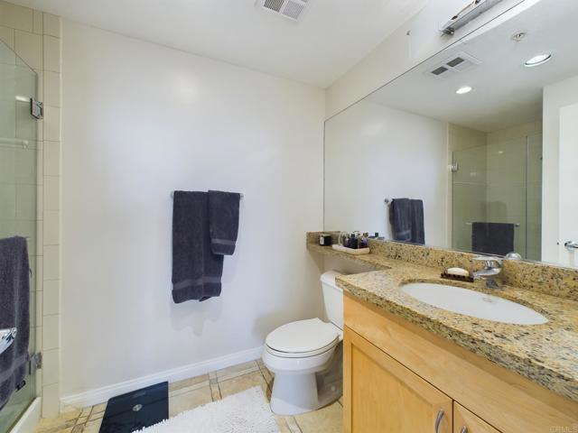 Image 20 of 33 For 850 Beech Street 507