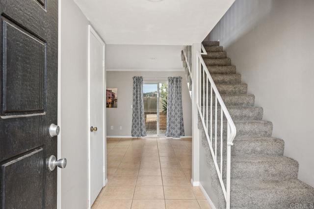 Detail Gallery Image 5 of 35 For 2112 E Vista Way #35,  Vista,  CA 92084 - 1 Beds | 1/1 Baths