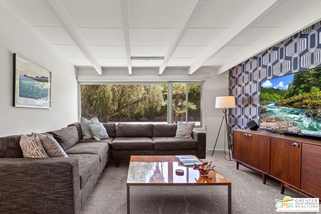 1279 S Driftwood Drive, Palm Springs, CA 92264