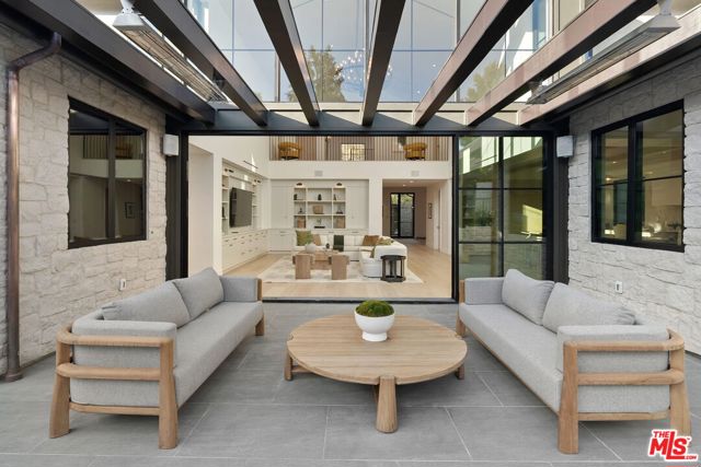 10444 Charing Cross Road, Los Angeles CA: https://media.crmls.org/mediaz/b830771e-b7a3-40f5-ad31-14d06c70570b.jpg