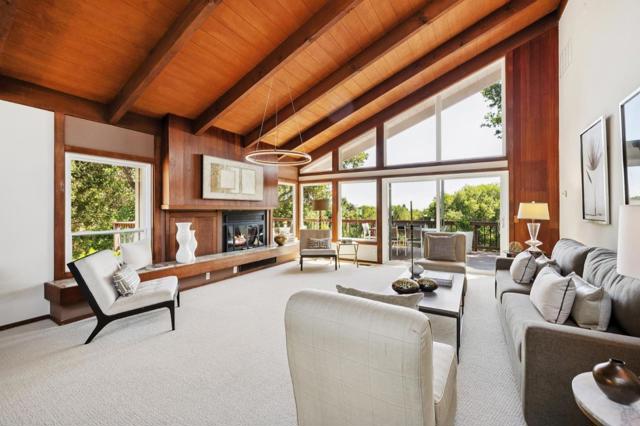 10605 Berkshire Drive, Los Altos Hills CA: https://media.crmls.org/mediaz/b8319d39-3d18-43c2-bd91-2cf9626cd55c.jpg