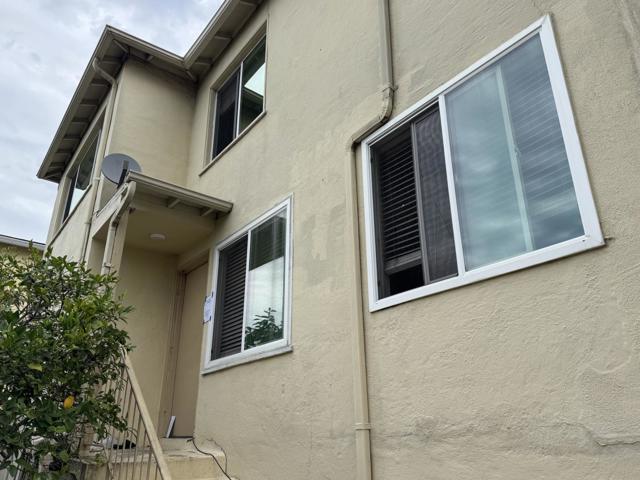 24545 Leona Drive, Hayward CA: https://media.crmls.org/mediaz/b831b3e7-6e71-4f30-962d-ca9f1f0704c5.jpg