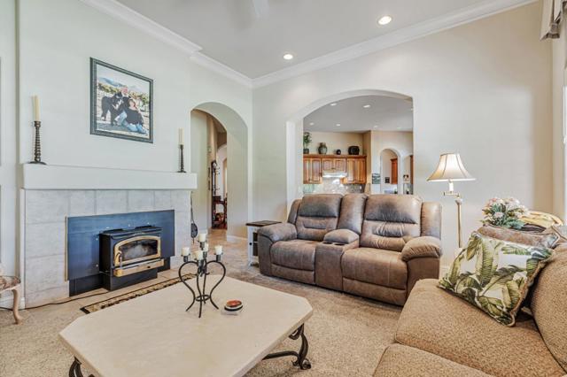 1152 Little River Drive, Hollister CA: https://media.crmls.org/mediaz/b831e198-797f-494e-b3b3-79eb1616b2b3.jpg