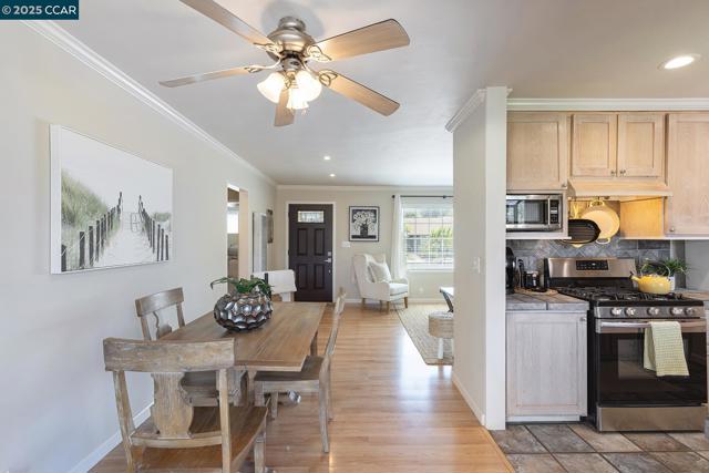 28 WESTWOOD, Napa CA: https://media.crmls.org/mediaz/b83425d4-0c48-4d36-a345-345a7a6fbaca.jpg