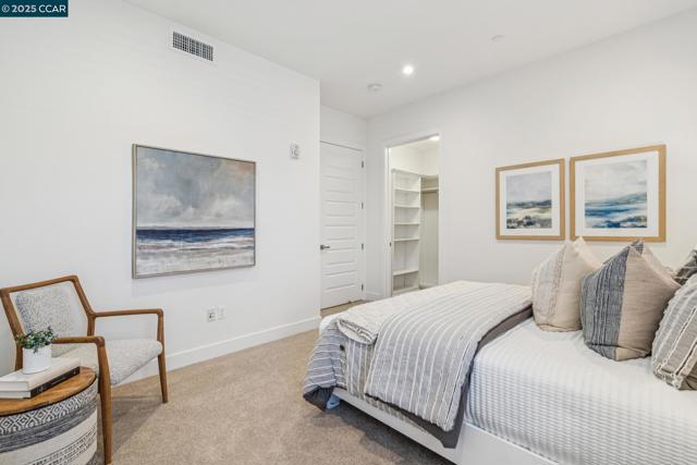 1756 Cole Ave, Walnut Creek CA: https://media.crmls.org/mediaz/b835bacf-1b68-403e-bd48-41c93ff3b055.jpg