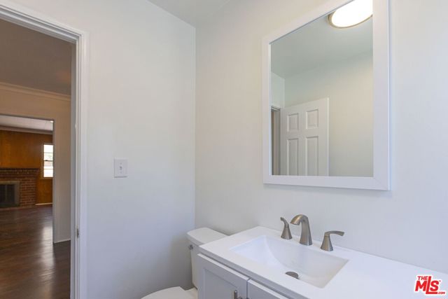 2547 Canyon Drive, Los Angeles CA: https://media.crmls.org/mediaz/b8364d4b-bc03-4b71-a18c-5128b0f338c5.jpg