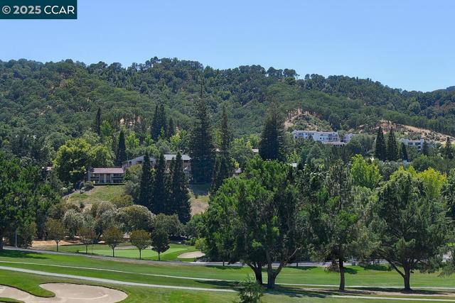 3612 Rossmoor Parkway, Walnut Creek CA: https://media.crmls.org/mediaz/b8367167-7143-44cb-a188-f077b572d475.jpg