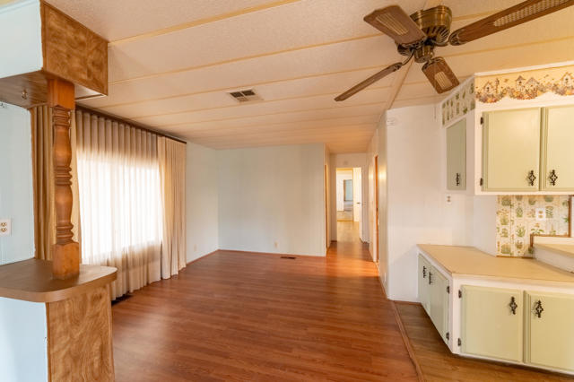 43378 Nola Street, Hemet CA: https://media.crmls.org/mediaz/b83828fa-2a8a-4d17-93d8-32c337f8ec2d.jpg