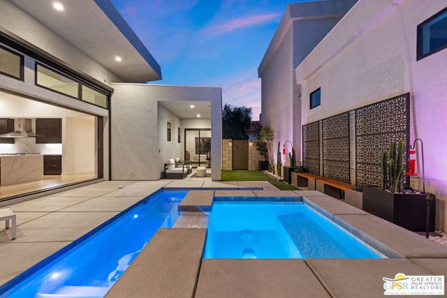 190 Obsidian Loop, Palm Springs CA: https://media.crmls.org/mediaz/b838cba3-e935-4ac5-bd0f-fed86a5a14a6.jpg