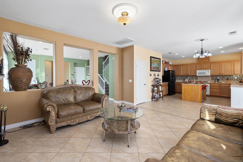 MLS #250042858SD image #5