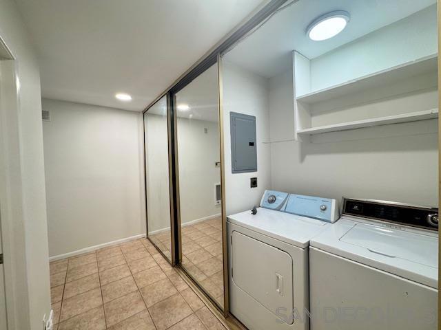 79 Antigua CT, Coronado CA: https://media.crmls.org/mediaz/b83a71b8-e562-4007-8a64-624984688030.jpg