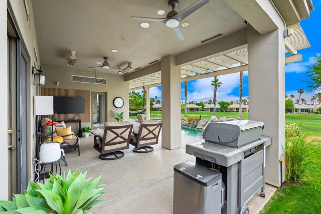 44580 S Heritage Palms Drive, Indio CA: https://media.crmls.org/mediaz/b83bc2b4-9bbf-4f3c-8cca-7d3214b8db19.jpg
