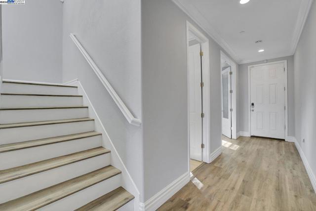 269 Alta St, Brentwood CA: https://media.crmls.org/mediaz/b83bdedd-63ca-47fb-9412-65770490b50b.jpg