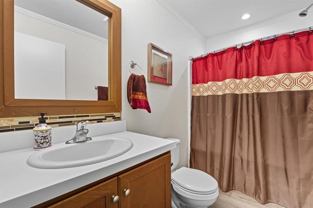Detail Gallery Image 5 of 22 For 275 Orange Ave Spc 25,  Chula Vista,  CA 91911 - 4 Beds | 2 Baths