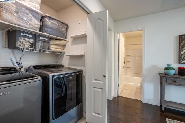3077 Valley Of Hearts Del Pl, San Jose CA: https://media.crmls.org/mediaz/b83ddfa3-12b0-45b3-b987-119690b14ff2.jpg
